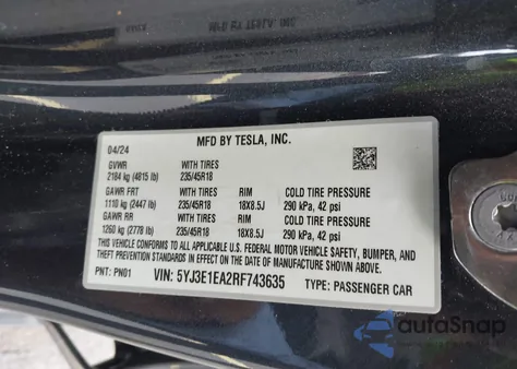 2024 Tesla Model 3 из США, поврежденный, VIN 5YJ3E1EA2RF743635